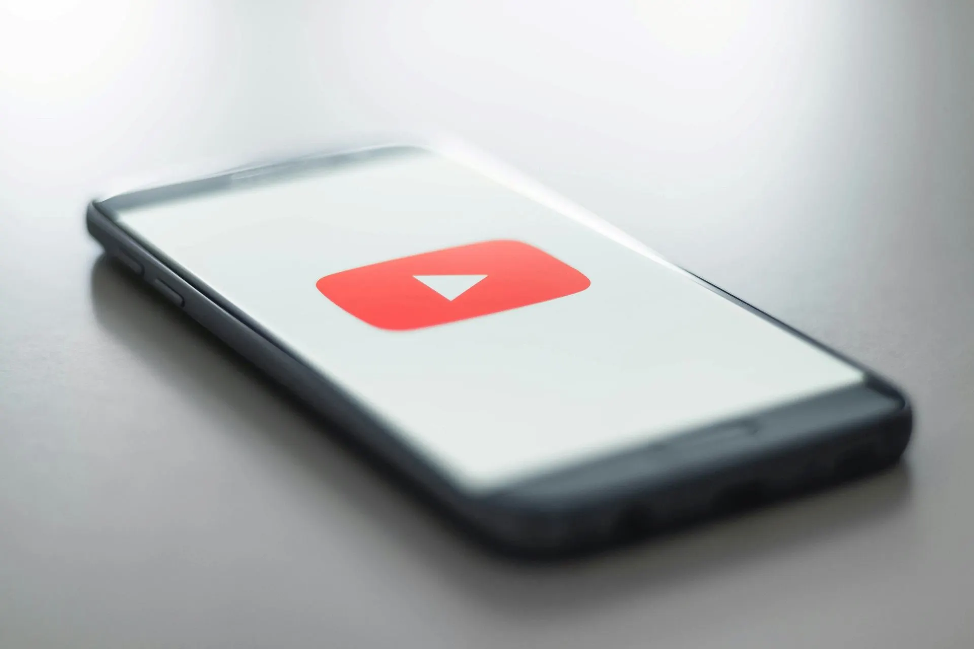 YouTube Releases A New Feature to Remix Songs by AI Prompt